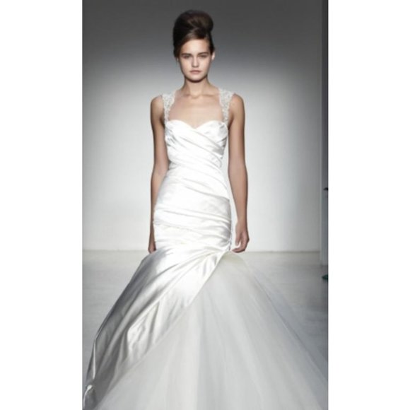 Kenneth Pool Gina Wedding Gown - Picture 1 of 2
